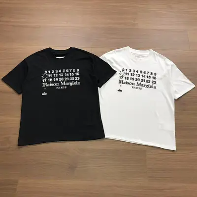 ￥~88 MA⭐GI⭐LA T-SHIRT 03164251
