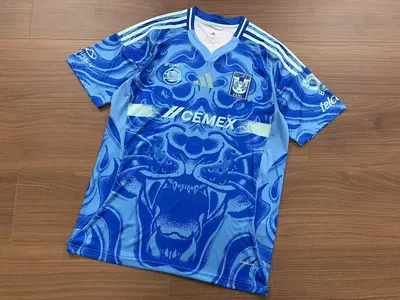 ¥~75 FOOTBALL T-SHIRT 04022352
