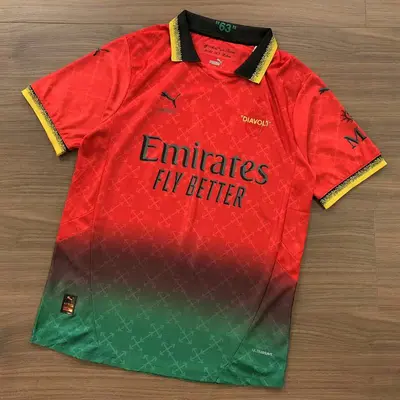 ￥~75 FOOTBALL T-SHIRT 04060551