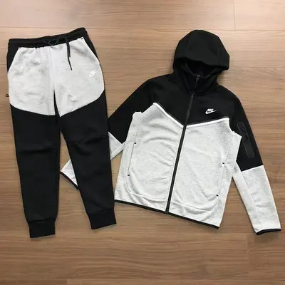 TOP ￥~165 TROUSERS ￥~138 N⭐K⭐ HOODIE TROUSERS 04102251