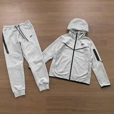 TOP ￥~165 TROUSERS ￥~138 N⭐K⭐ HOODIE TROUSER 04102651