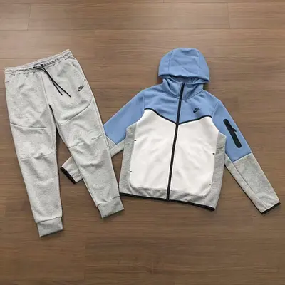 TOP ￥~165 TROUSERS ￥~138 N⭐K⭐ HOODIE TROUSERS 04102551
