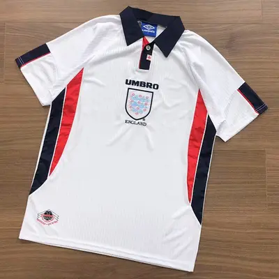 ¥~82 FOOTBALL POLO 04121252