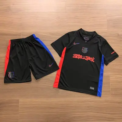 ¥~68 FOOTBALL KIDS T-SHIRT SHORTS 04160552