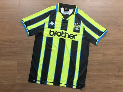 ￥~90 FOOTBALL T-SHIRT 05083251