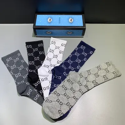 ¥~68 GU⭐CI SOCKS 09175051