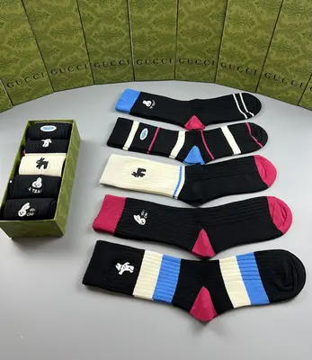 ¥~65 GU⭐CI SOCKS 08010451