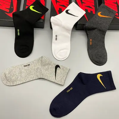 ¥~68 N⭐K⭐ SOCKS 05311351