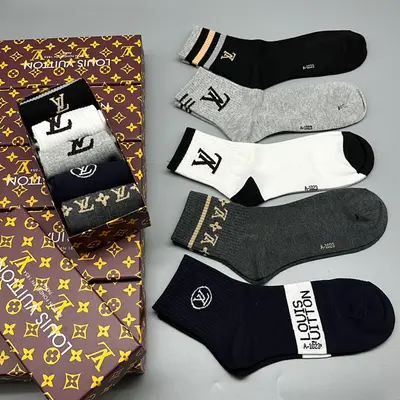 ￥~68 L⭐V⭐ SOCKS 08021351