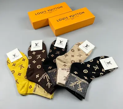 ￥~68 L⭐V⭐ SOCKS 08021151