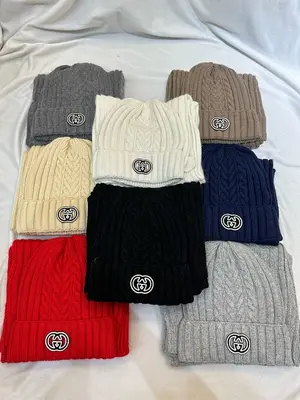 ¥~178 GU⭐CI CAP SCARF 08094153