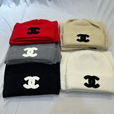 ¥~178 CH⭐NEL CAP SCARF 08092852