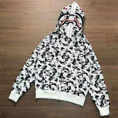 ¥~258 BAPE HOODIE 08190652