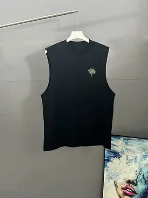 ¥~85 GU⭐CI VEST 08210653