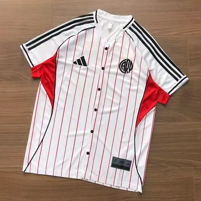 ¥~85 FOOTBALL T-SHIRT 08221853