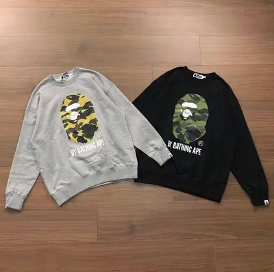 ￥~178 BAPE HOODIE 08261752