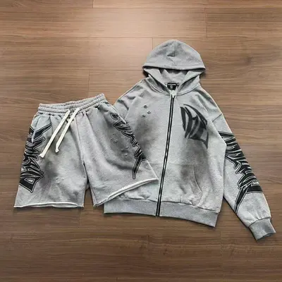 TOP ¥~168 SHORTS ¥~115 MI⭐ED EM⭐TION HOODIE SHORTS 08291853
