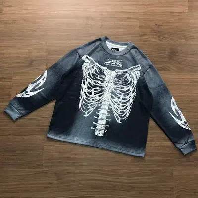 ￥~115 HELLSTAR LONG SLEEVED 09032652