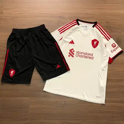 ￥~72 FOOTBALL T-SHIRT SHORTS 09050652