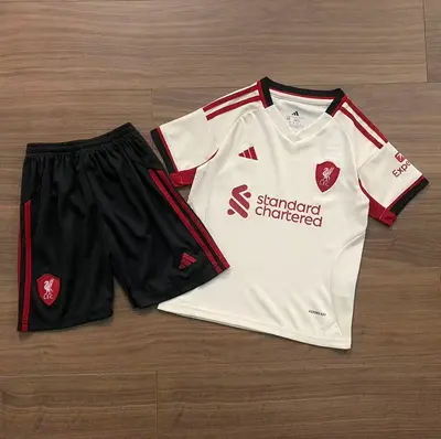 ￥~68 FOOTBALL KIDS T-SHIRT SHORTS 09050852