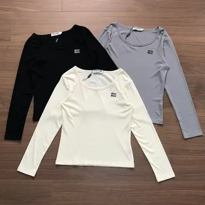 ￥~105 M⭐U M⭐U LONG SLEEVED FEMALE 09062551