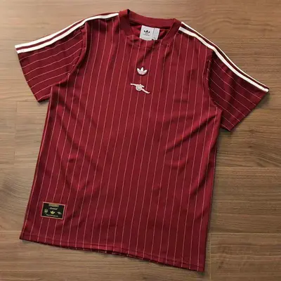 ￥~75 FOOTBALL T-SHIRT 10241852
