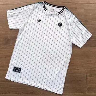 ￥~75 FOOTBALL T-SHIRT 10242552