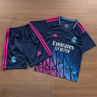 ￥~68 FOOTBALL T-SHIRT SHORTS KIDS 12032454