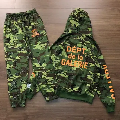 TOP￥~165 TROUSERS￥~148 GALLERY DEPT HOODIE TROUSERS 12130554