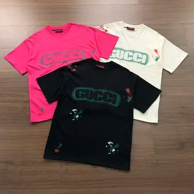 ￥~145 GU⭐CI T-SHIRT 101050354