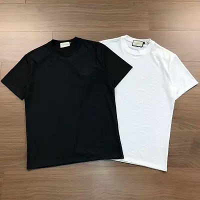￥~148 GU⭐CI T-SHIRT 101121954