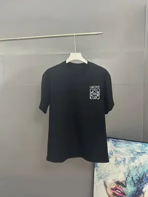 ￥~85 LOE⭐E T-SHIRT 101150252