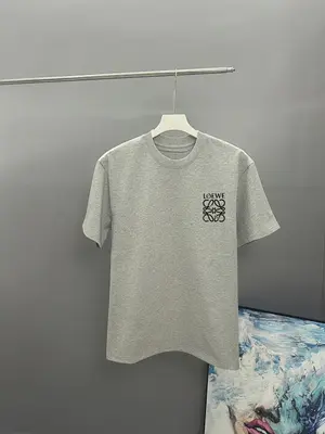 ￥~85 LOE⭐E T-SHIRT 101150152