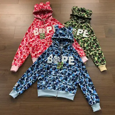 ￥~165 BAPE HOODIE 101170454