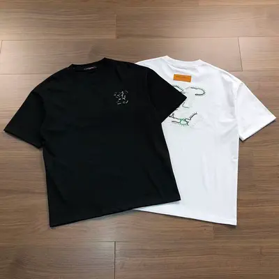 ¥~145 L⭐V⭐ T-SHIRT 101232554