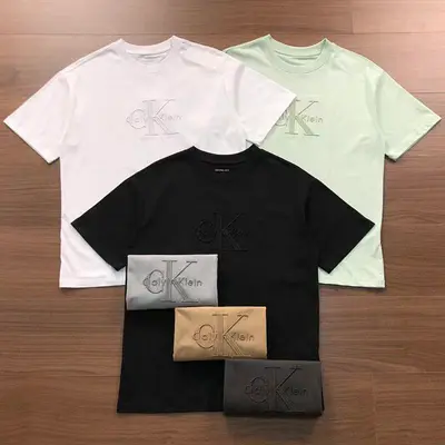 ¥~105 CAL⭐IN K⭐EIN T-SHIRT 101231653