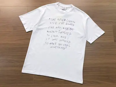 ￥~105 VE⭐EME⭐TS T-SHIRT 102031152