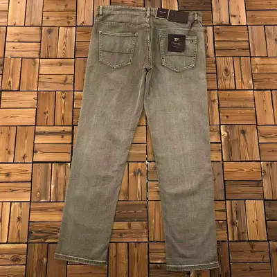 ￥~208 TOM FORD TROUSERS 103131652