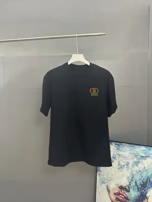 ￥~85 GU⭐CI T-SHIRT 103143352