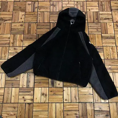 ¥~218 ME⭐TRA HOODIE 04040762