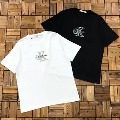 ¥~105 CAL⭐IN K⭐EIN T-SHIRT 04172466
