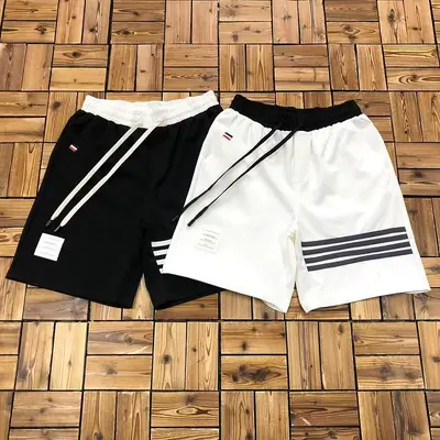 ￥~108 THOM BROWNE SHORTS 05053362