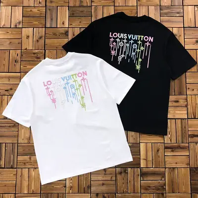 ¥~158 L⭐V⭐ T-SHIRT 05191263