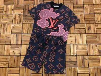 TOP ￥~165 SHORTS ￥~165 L⭐V⭐ SHIRT SHORTS 05211553