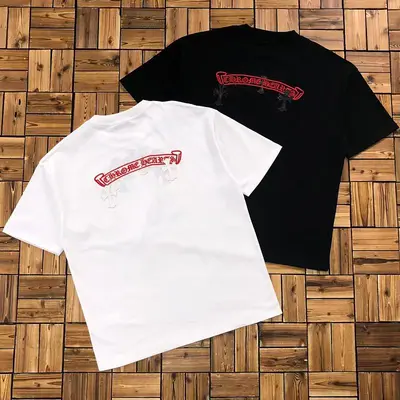 ￥~165 CHROM⭐ HE⭐RTS T-SHIRT 05260466