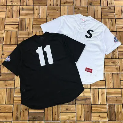 ￥~125 SUP⭐EME T-SHIRT 06041562