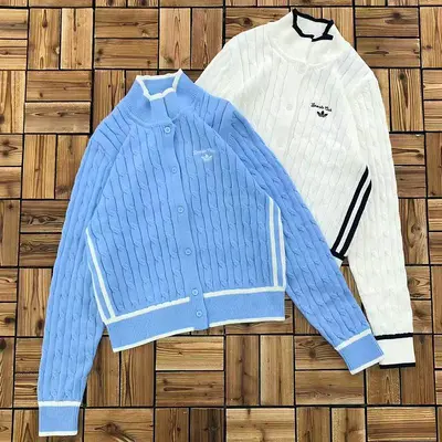 ￥~185 AD⭐DAS FEMALE SWEATER 06043162