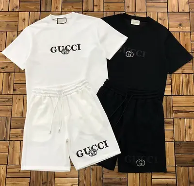 ￥~218 GU⭐CI T-SHIRT SHORTS 06060367
