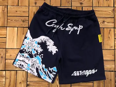 ￥~125 THAT'S AWFUL LOT OF COUGH SYRUP SHORTS 06182865
