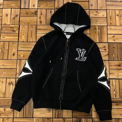 ¥~235 L⭐V⭐ SWEATER 06230361